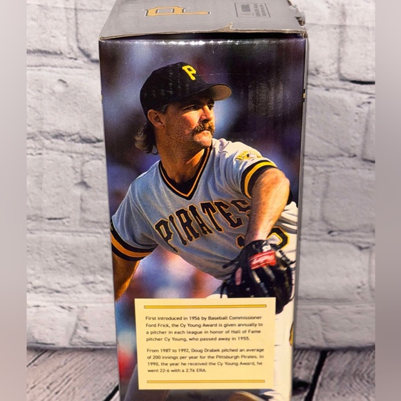 2022 Doug Drabek Bobblehead 9/24 SGA Pittsburgh Pirates Giveaway 1990 Cy Young - Picture 5 of 6